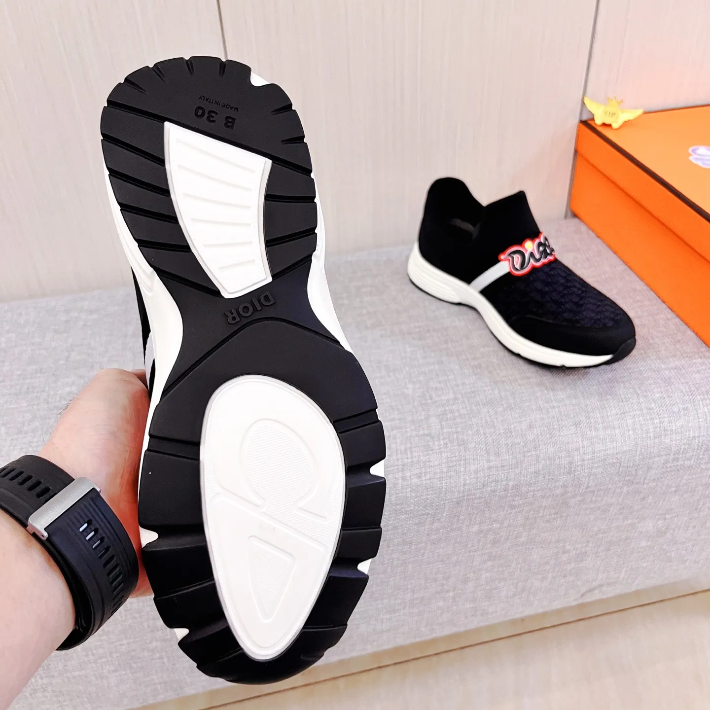 Men's Men's Shoes Men's Shoes💰 400 Men's Men's Shoes💰👍[Dior]🔥🔝High-end men's shoes brand official website 1:1 latest masterpiece: the upper is made of Italian official website original special technical cloth fabrics🔥original comfortable and breathable lining➕original designated non-slip outsole🔥making walking more convenient and comfortable! An exclusive new model, a stunning work, a beautiful 1:1 replica [color] compared to the official quality! Create a fashionable personality to set off your uniqueness! A must-have for trendy men! 🔥, sizes: 38-44. color:.      2⃣️ Colors available🔥